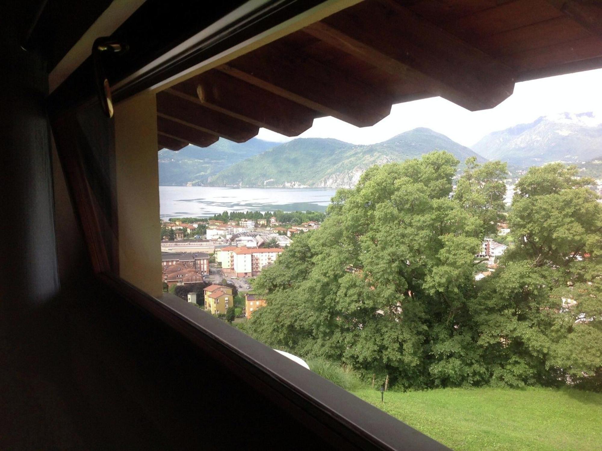 Villa In Pisogne With Pool Garden And Lake View Екстер'єр фото