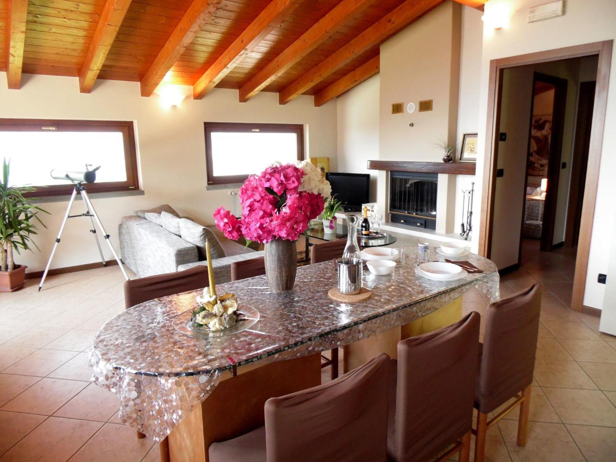 Villa In Pisogne With Pool Garden And Lake View Екстер'єр фото