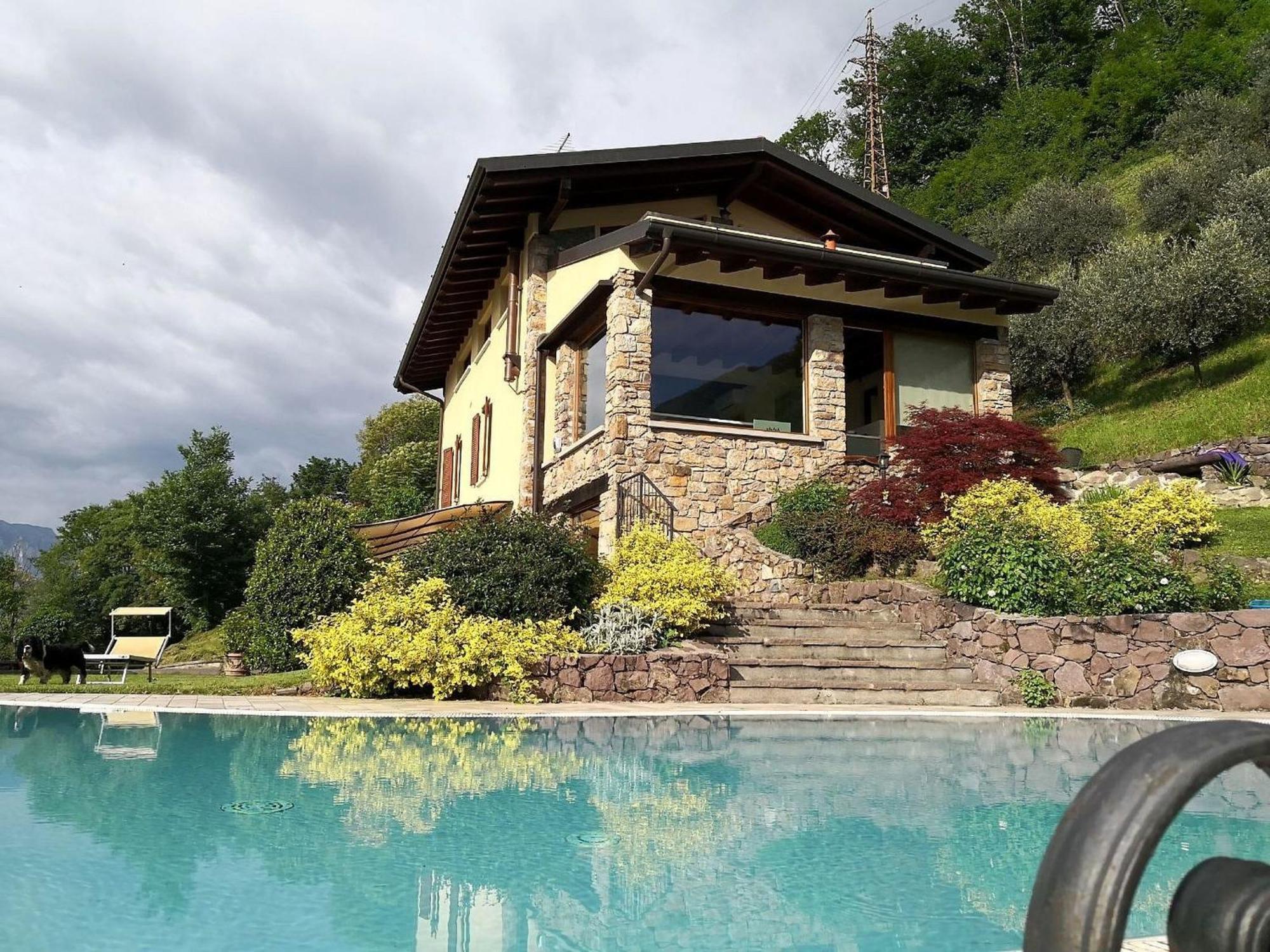Villa In Pisogne With Pool Garden And Lake View Екстер'єр фото